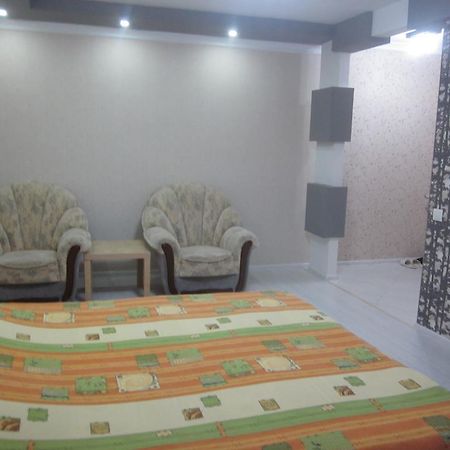 Appartement Apartamenti Posutocino à Balti Extérieur photo